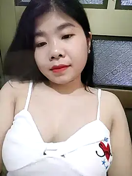 Ayti01 在線直播表演