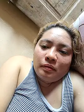 nastyladykinky432 即時 XXX 聊天