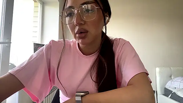 AlvinaMair Live XXX-chat