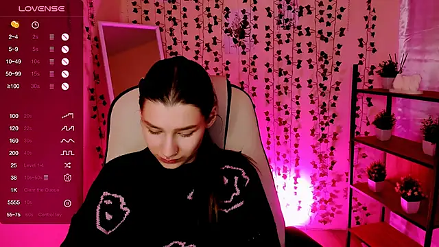 Chat XXX en directo de LinaBlossom_