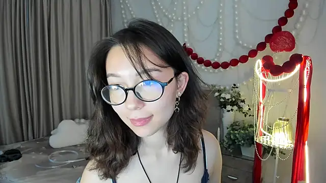 AgnieszkaBanana Adlı Modelin Canlı XXX Sohbeti