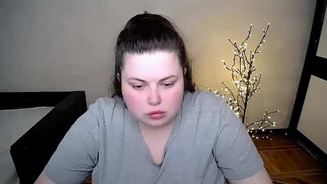 Chatroom XXX en direct de Emily_Mo