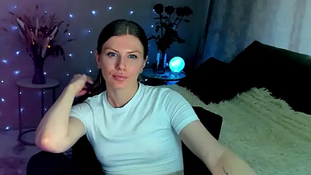 JinnaGreat's Live XXX Chat