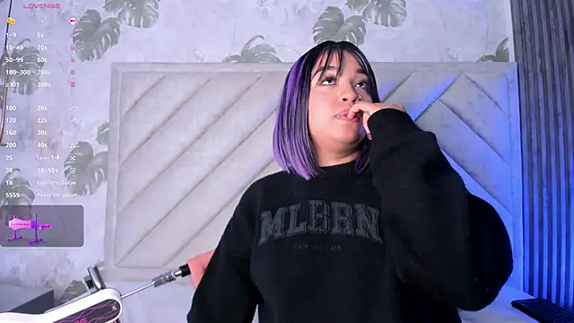 Chat +18 de SarahRizof ao vivo