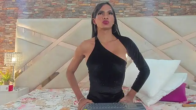 Antonella_Dosoller Adlı Modelin Web Kamerası Şovu