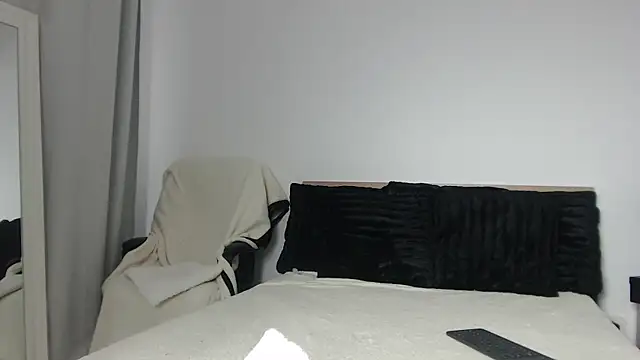 Layla23a's Live XXX Chat