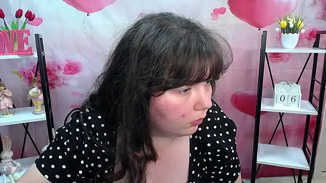 Chat XXX ao vivo de NeonilaLisova