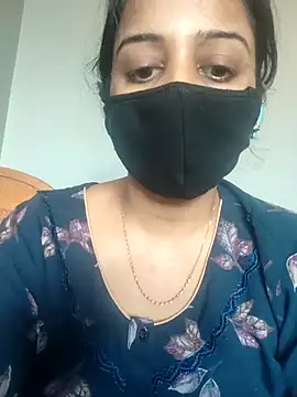 Tamil_shalini: διαδικτυακό σόου στην κάμερα