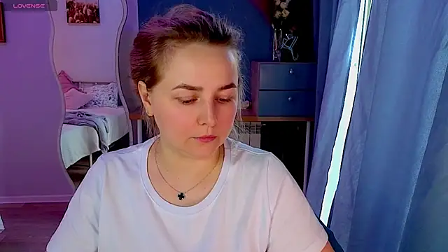 Онлайн чат XXX Mira_Mermayd