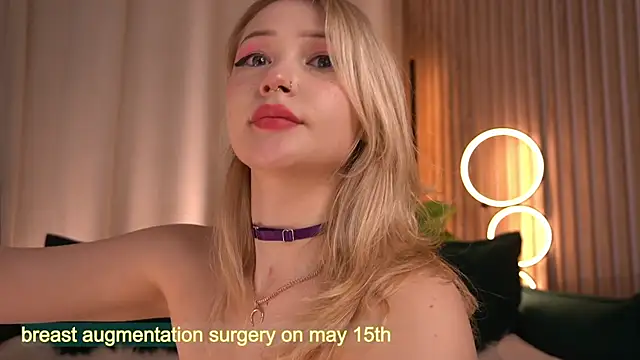 LauraWifeness – Naživo XXX chat