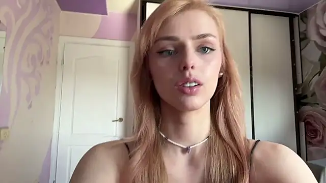 ScarlettRosy Webcamshow