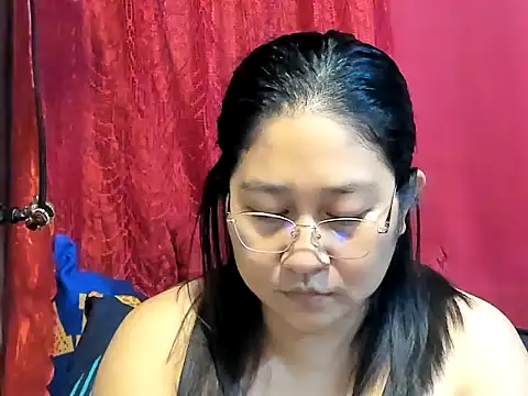 Pokazy przed kamerką – CHUBBY_ANGEL09