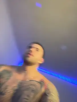 عرض كام Ades_Lowe