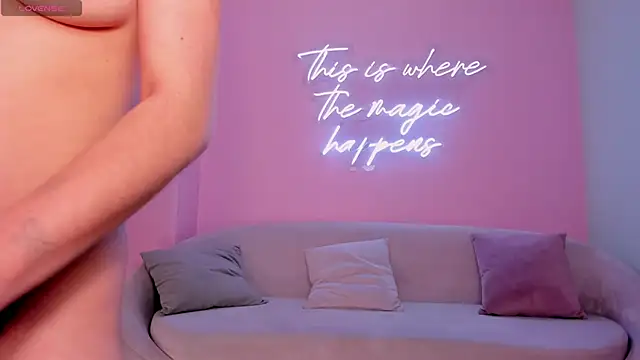 ArianaNova 라이브 XXX 채팅