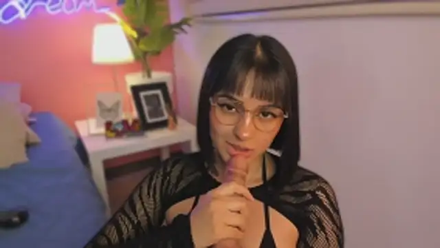 SoySaraa Chat XXX in diretta