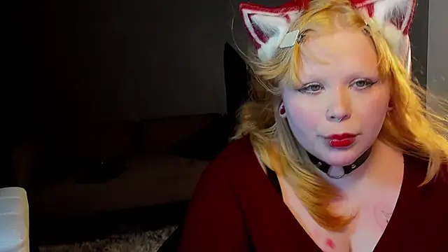 LottieReed élő XXX-chatje