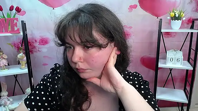 NeonilaLisova's Live XXX Chat