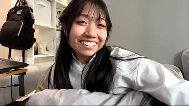 SweetMiaXO's Webcam Show