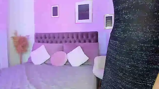 Chat +18 de Evalaniss ao vivo