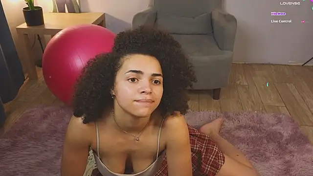 twistedlatte: διαδικτυακό σόου στην κάμερα