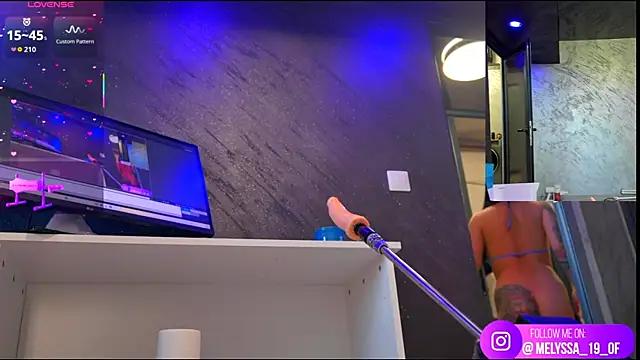 im-your-lovee Webcam show