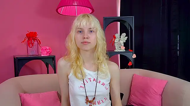 HannahHollis' Live XXX Chat