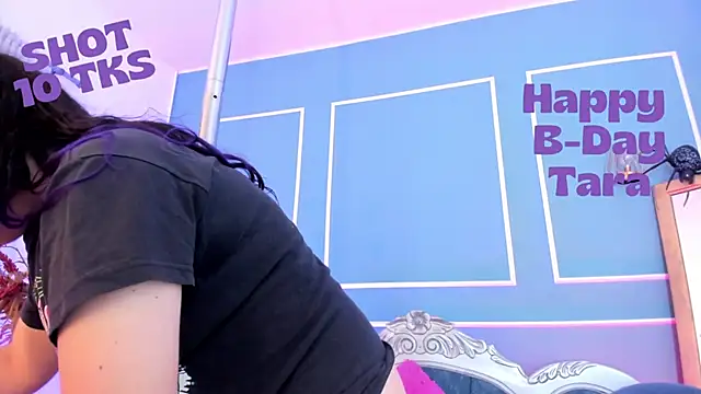TaraTaylorr's Live XXX Chat