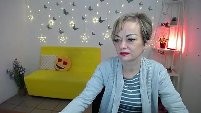Онлайн чат XXX NikaMayu