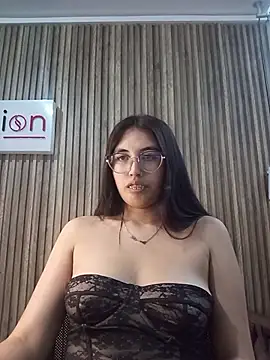 Valk_submissive 现场XXX聊天