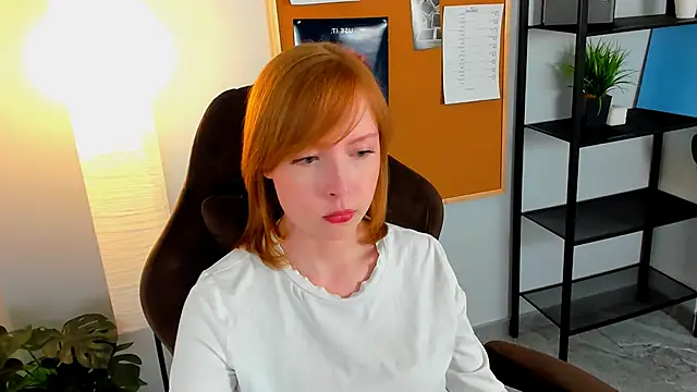 Онлайн чат XXX CherryCrushLove