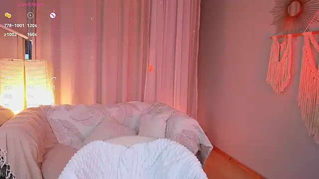 Онлайн чат XXX ShinyBarbie