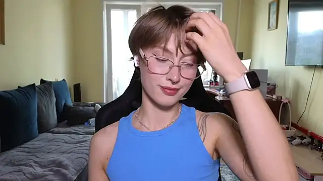 MalvinaBlum Chat XXX live