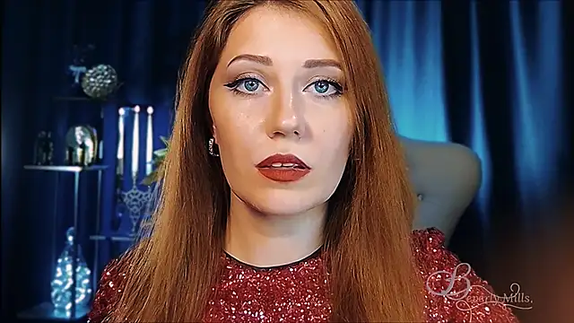 MissBeverlyMills Adlı Modelin Canlı XXX Sohbeti