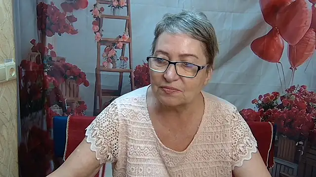 Chat +18 de OlgaLuck ao vivo