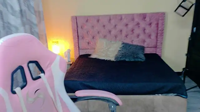 geminis_xxx Chat XXX in diretta