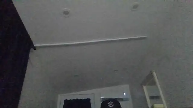 tallhungcloudzz Live XXX Chat