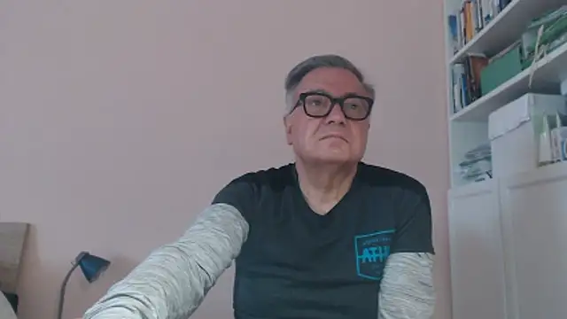 YOU6me Webcam show
