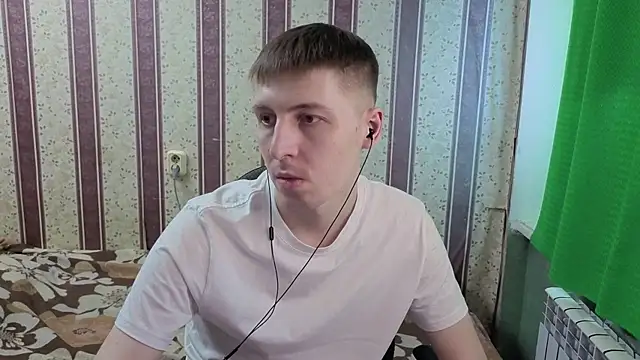 Pokazy przed kamerką – Darien_Brown