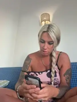 poppyinga1 live XXX chat