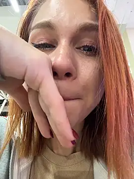RosieSecret live XXX chat