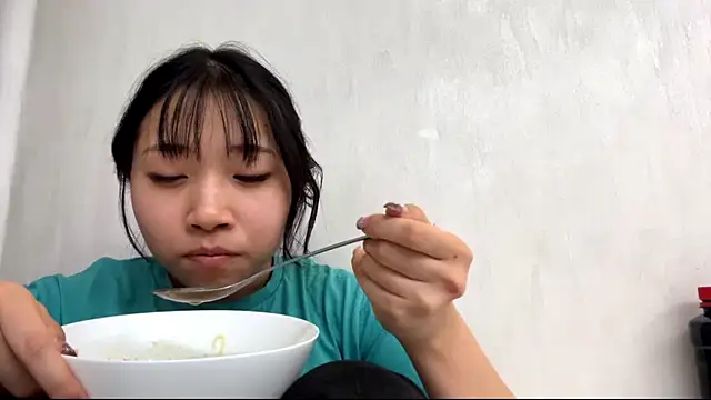 SweetMiaXO's Webcam Show