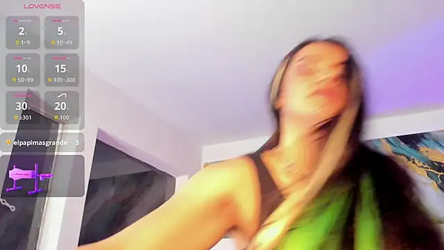 IsaDiiaz Adlı Modelin Canlı XXX Sohbeti