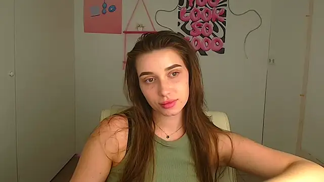 NikaMystic Adlı Modelin Canlı XXX Sohbeti