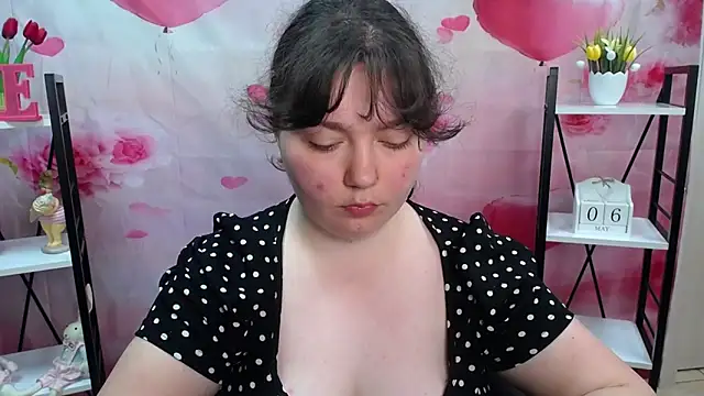 NeonilaLisova Chat XXX live