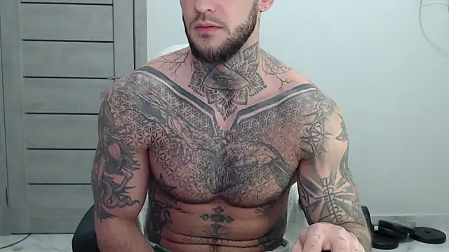 maxi_foxxx 即時 XXX 聊天