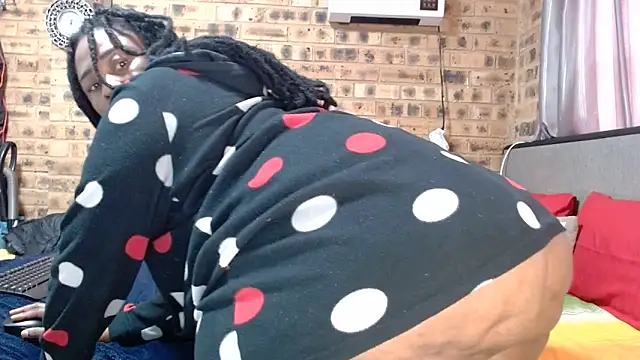 AFRICANBOOTYLICIOUSn Live XXX chat