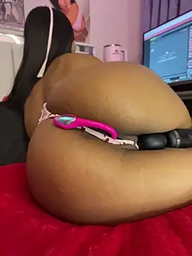 Chatroom XXX en direct de Geralllll