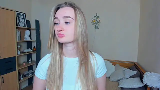 VioletteClaire's Live XXX Chat