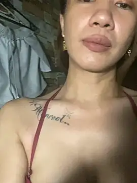 manilafoxts Chat XXX live