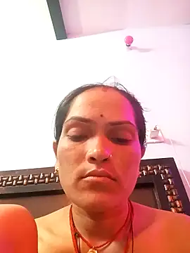 Show de Sonam15884 na webcam